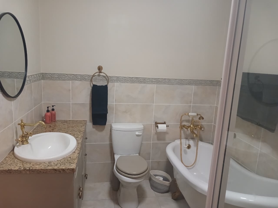 To Let 3 Bedroom Property for Rent in Dennegeur Western Cape